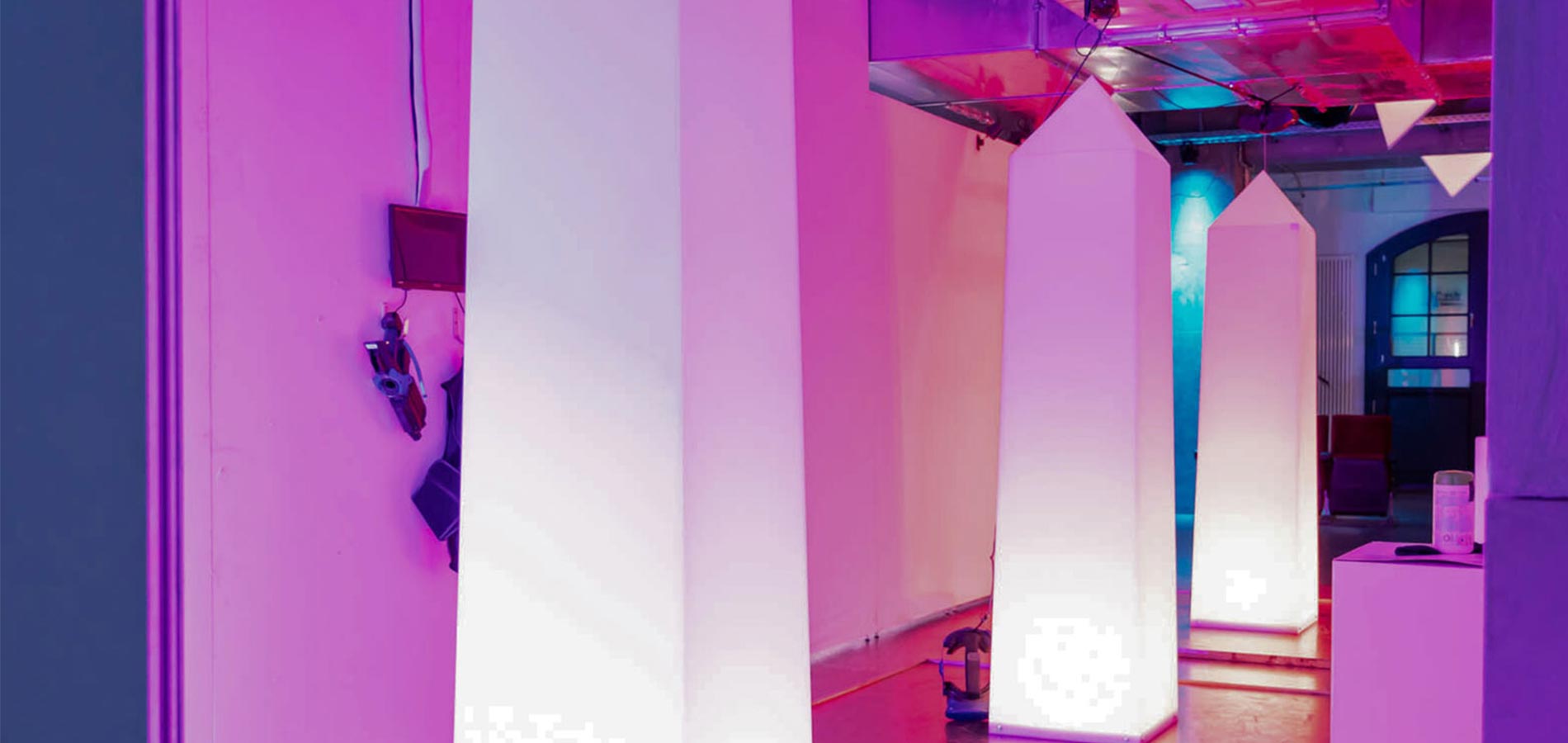 Eventlocation in Hamburg von NORD EVENT - Virtual Reality Headquarters Hamburg - Arcade Area Tower am Tag
