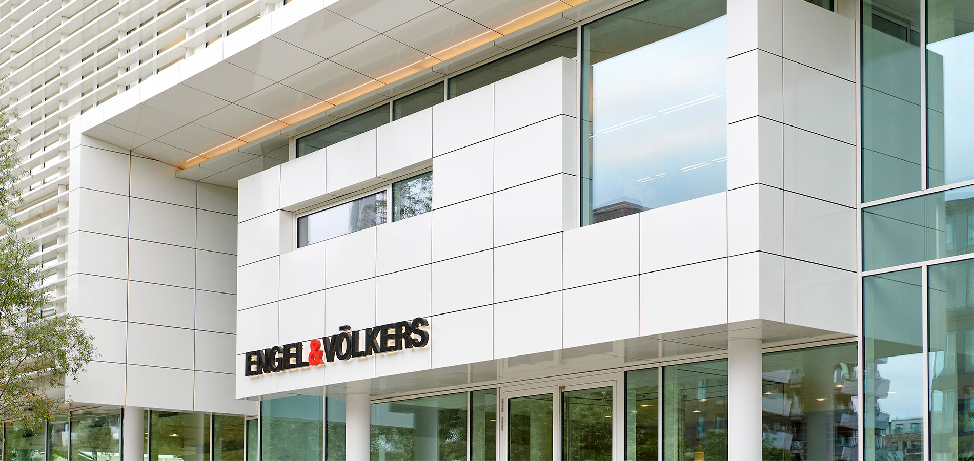 Eventlocation_Hamburg_Engel_und_Voelkers_Headquarters_Aussenansicht_Tag©Engel-&-Völkers-Holding-GmbH Eventlocation in Hamburg von NORD EVENT - Engel & Völkers Headquarters - Aussenansicht am Tag
