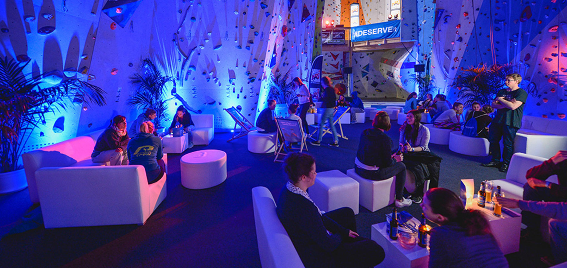 Eventlocation_Hamburg_Nordwandhalle_Lounge_Bereich©Nordwandhalle-Betriebsgesellschaft-mbH Eventlocations in Hamburg von NORD EVENT - Nordwandhalle - Lounge-Bereich