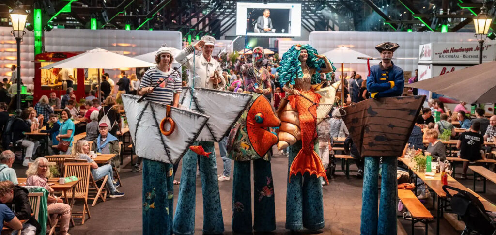 Full Service Eventagentur in Hamburg - NORD EVENT - Show und Entertainment - Stelzenlaufer